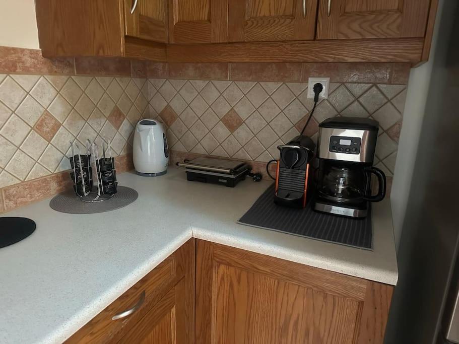 Seamplicity Cozy Apartment イラクリオン エクステリア 写真